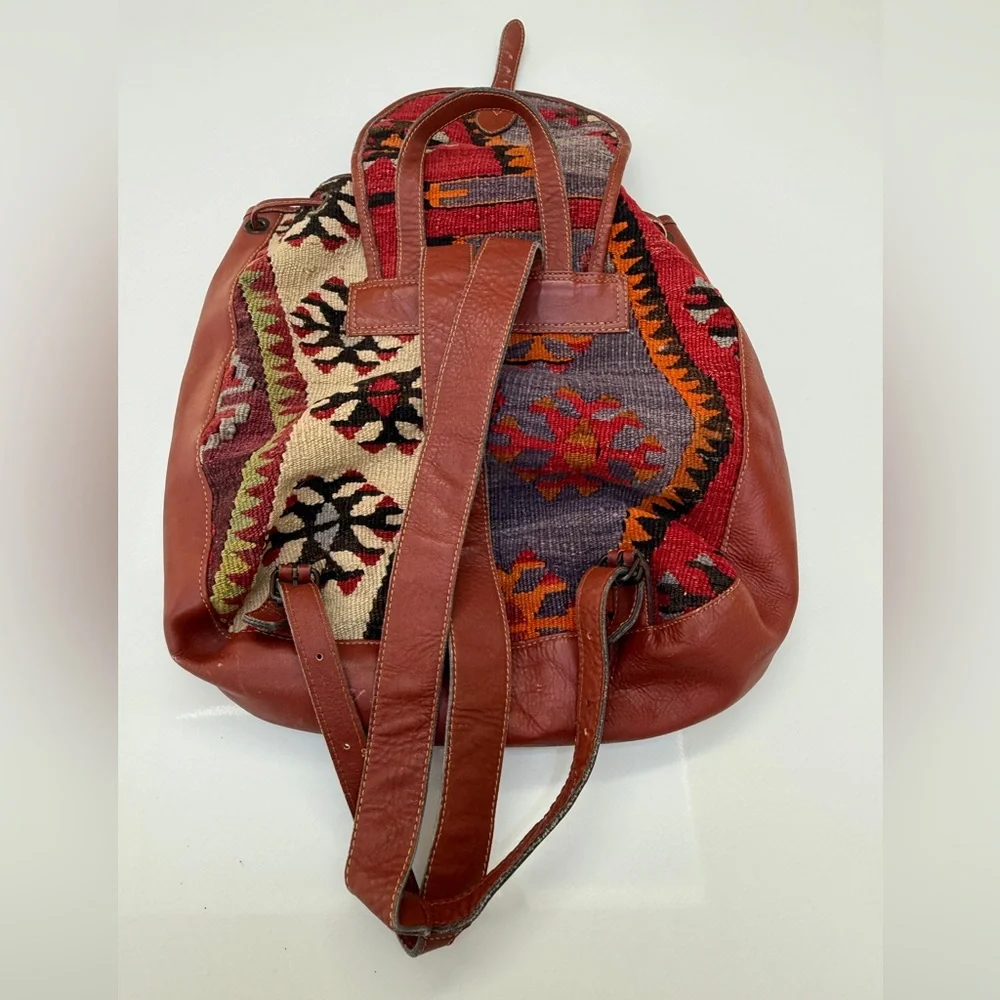 Vintage Wool Patterned Women's Backpack - Picture 7 of 14